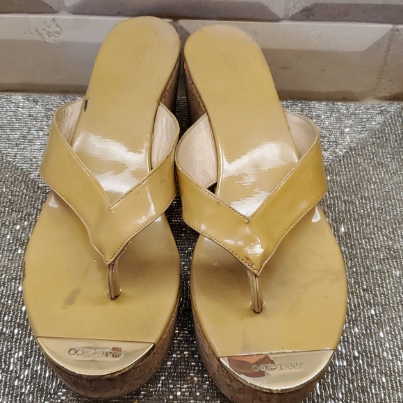 SOLD!! JIMMY CHOO Patent Thong Sandals - Size 40 - Picture 2 of 13